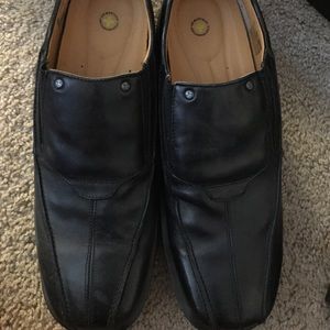 Dr Martin Loafers in black